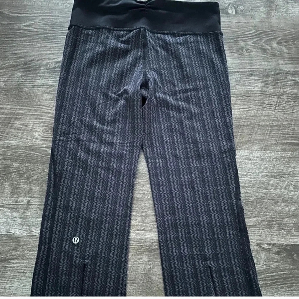 Lululemon Charcoal Patterned Leggings
